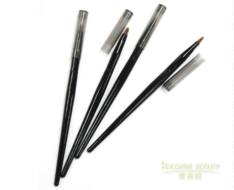 唇刷的正確使用方法及如何進(jìn)行日常保養(yǎng)你知道嘛?