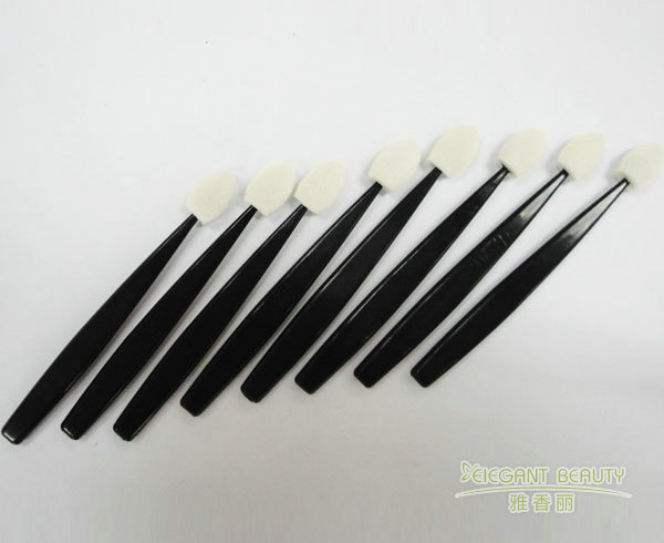 定制成套化妝刷時(shí),如何平衡價(jià)格與質(zhì)量?